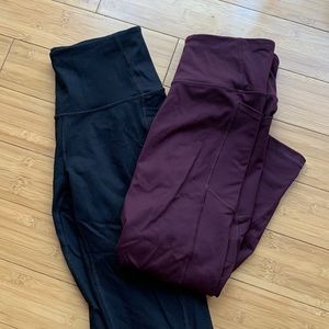Victoria’s Secret Spirt Capri leggings (with side pocket)